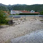 Bugenvila * Селине
