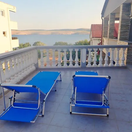 Bugenvila Apartment Seline