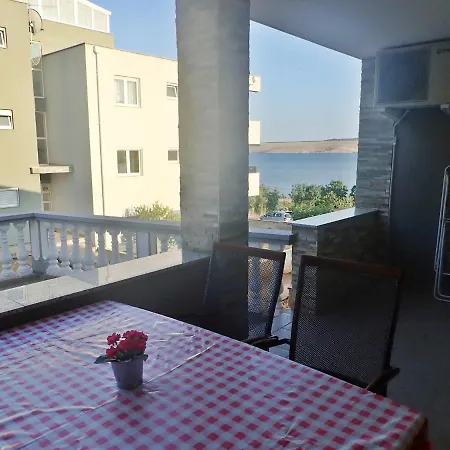 Apartment Bugenvila Seline