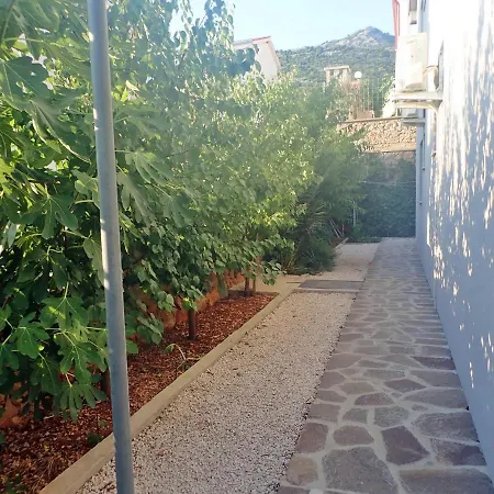 Bugenvila Apartment