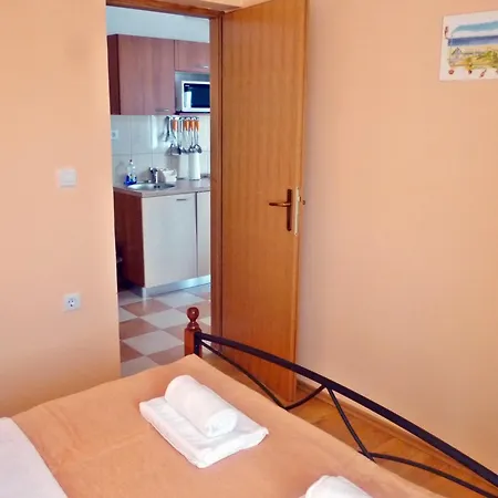 Bugenvila Apartment Seline