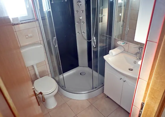 Bugenvila Lejlighed Seline